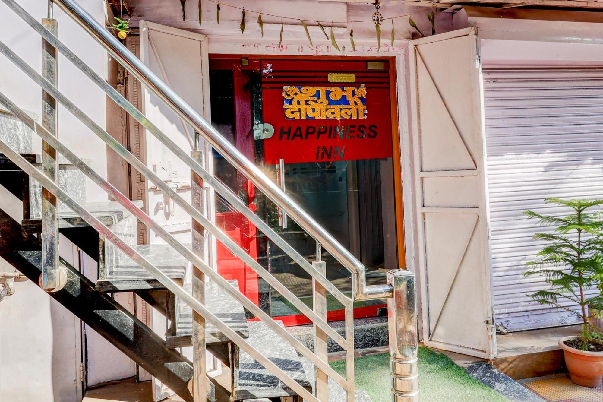 O Happiness Hotel 3*