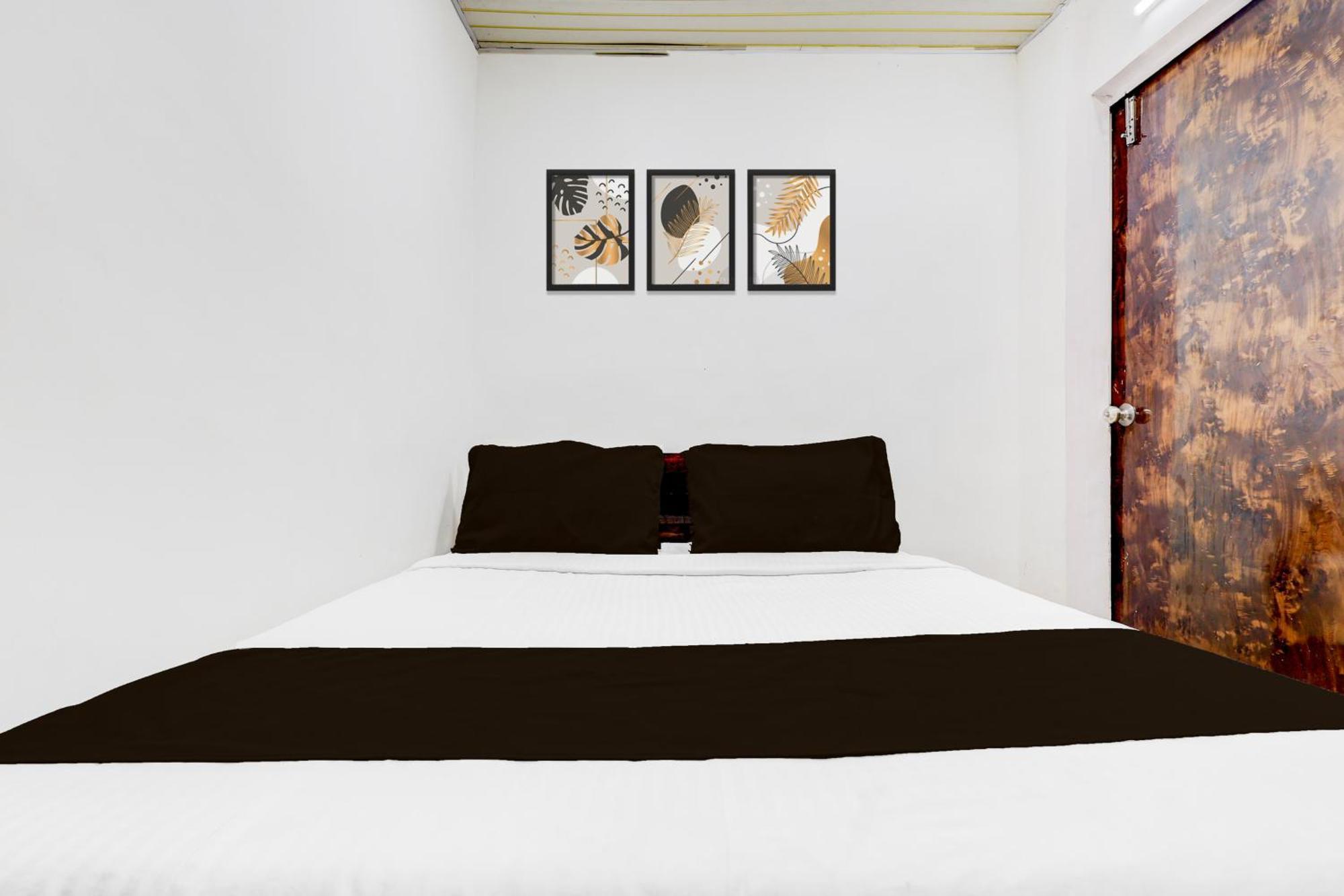 O Happiness Hotel