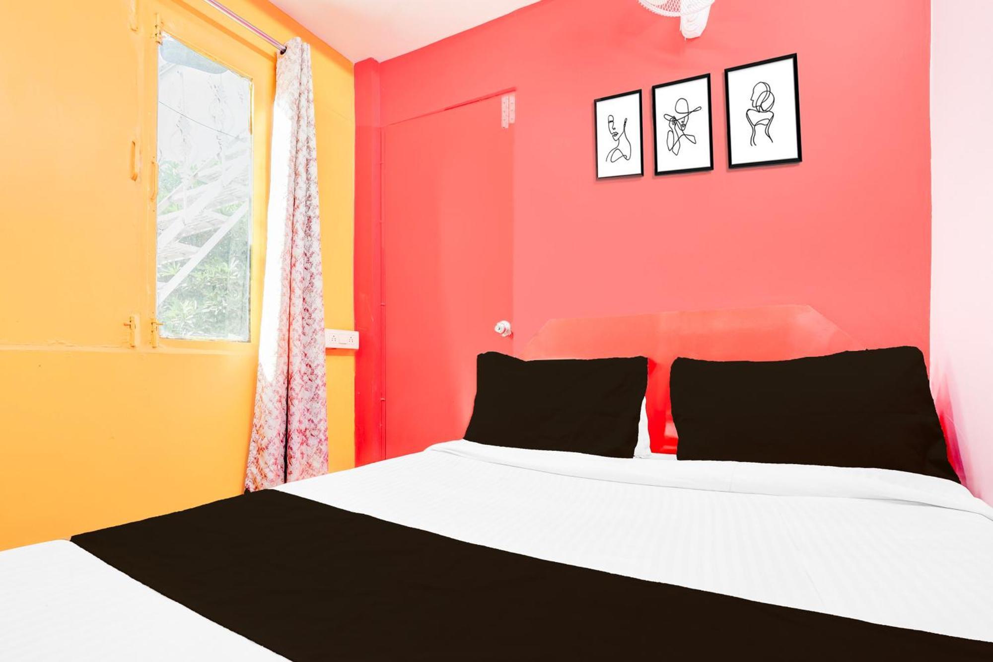 O Happiness Hotel 3*